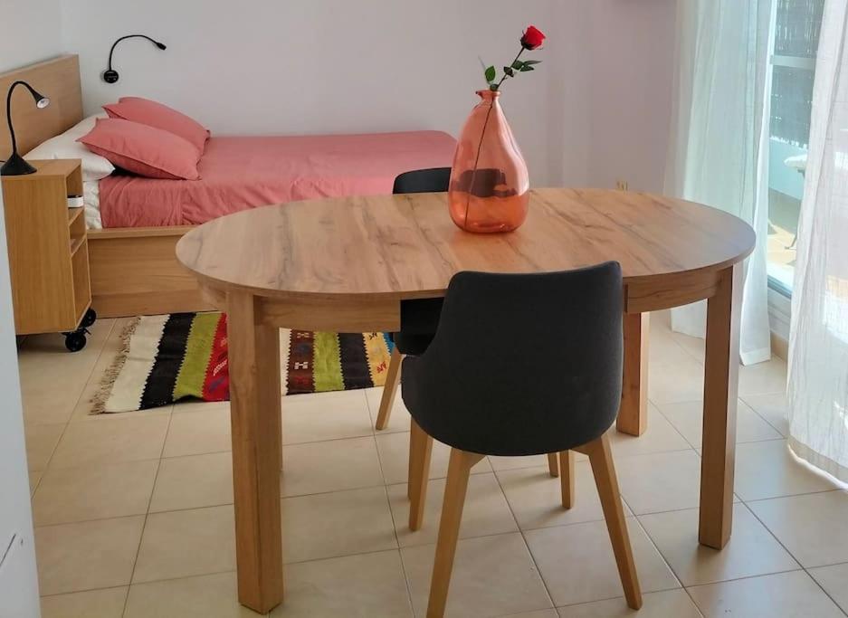 Estudio 52 Malaga Centrico Parking Gratuito Lägenhet Exteriör bild