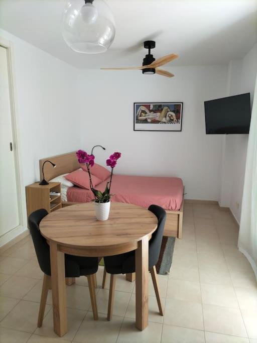 Estudio 52 Malaga Centrico Parking Gratuito Lägenhet Exteriör bild